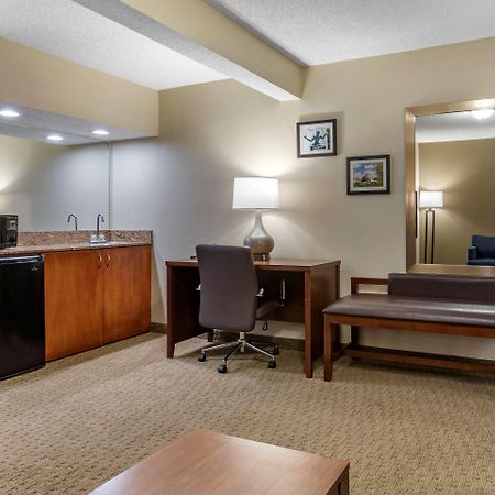 Comfort Inn Near Greenfield Village Dearborn Exterior foto
