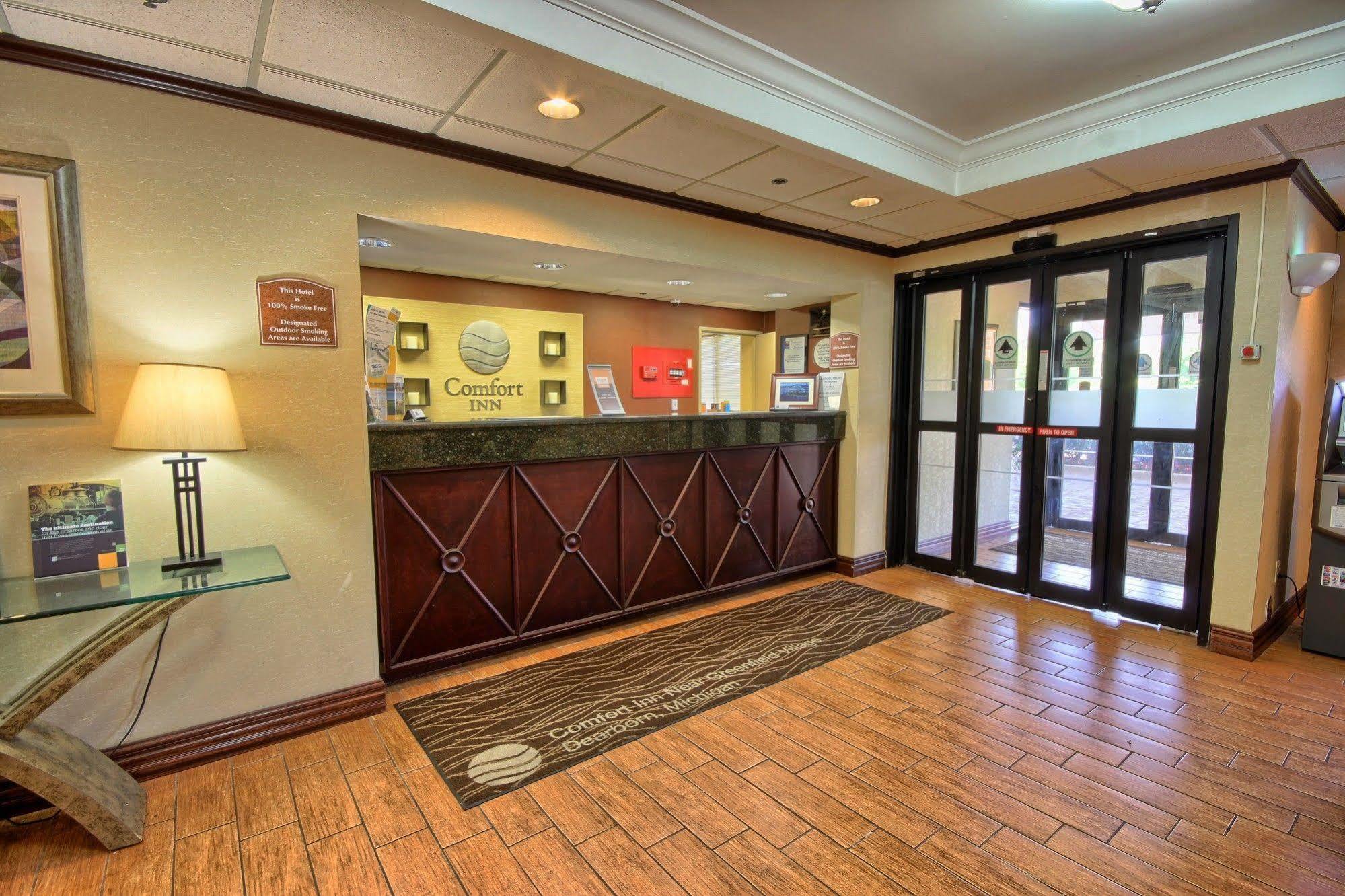 Comfort Inn Near Greenfield Village Dearborn Exterior foto
